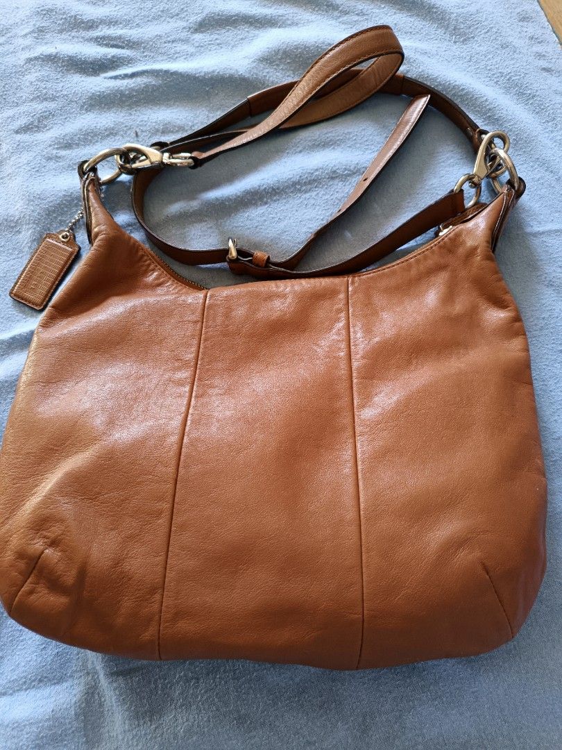 Coach Leather Shoulder Bag (Category: Luxury Bags & Wallets) located in Cabanatuan. Submitted by thegreatandpowerfulnathan (Listing ID 1428469980, Image 2). Description: 📍SALE📍 Coach Kristin Two-Way Bag In very good condition, rarely used This is still pre-loved, don't expect brand-new condition. PHP2,499 + Shipping Fee.