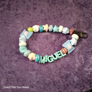 (Category: ) located in . Submitted by everytins_you_need (Listing ID 1428529962, Image 1). Description: .