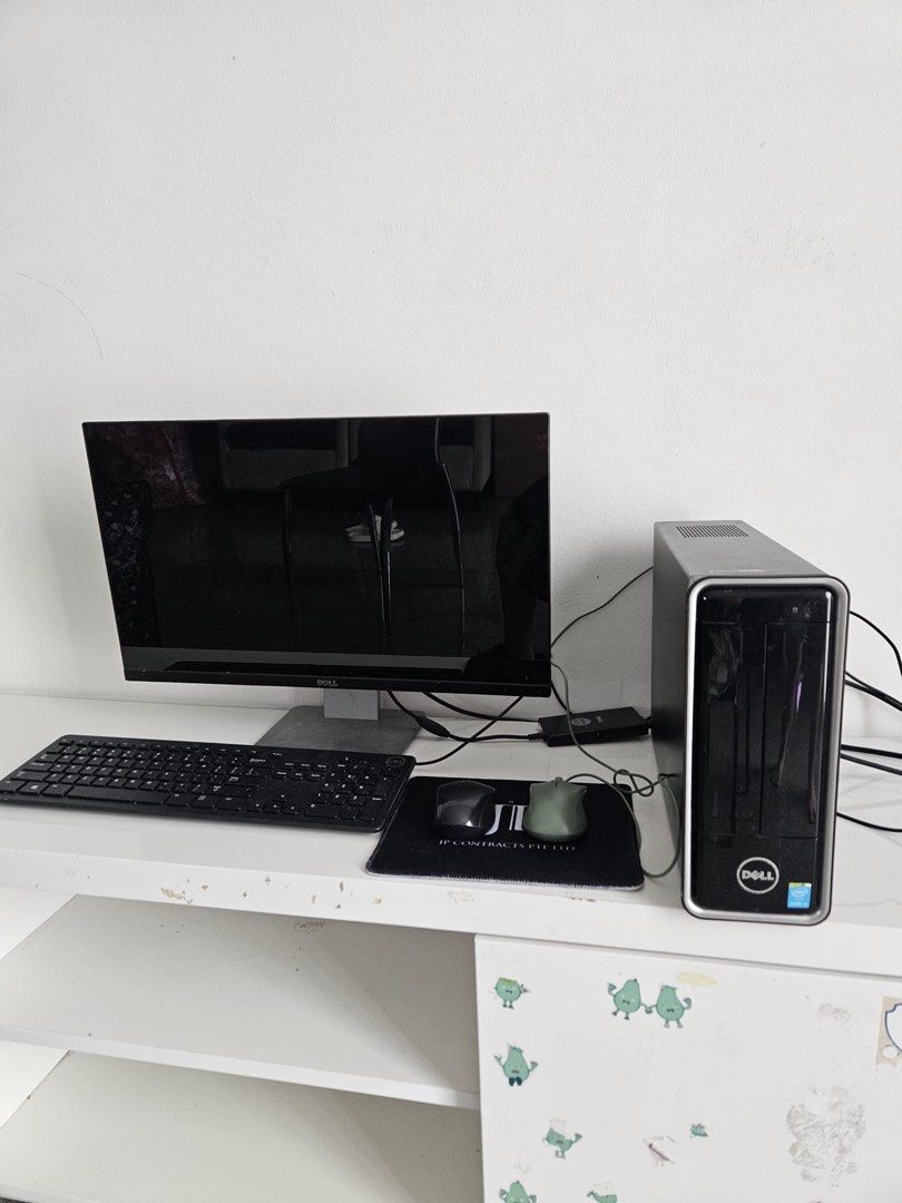 Dell Desktop Computer - Monitor, Keyboard, Mouse Included413259777778667520