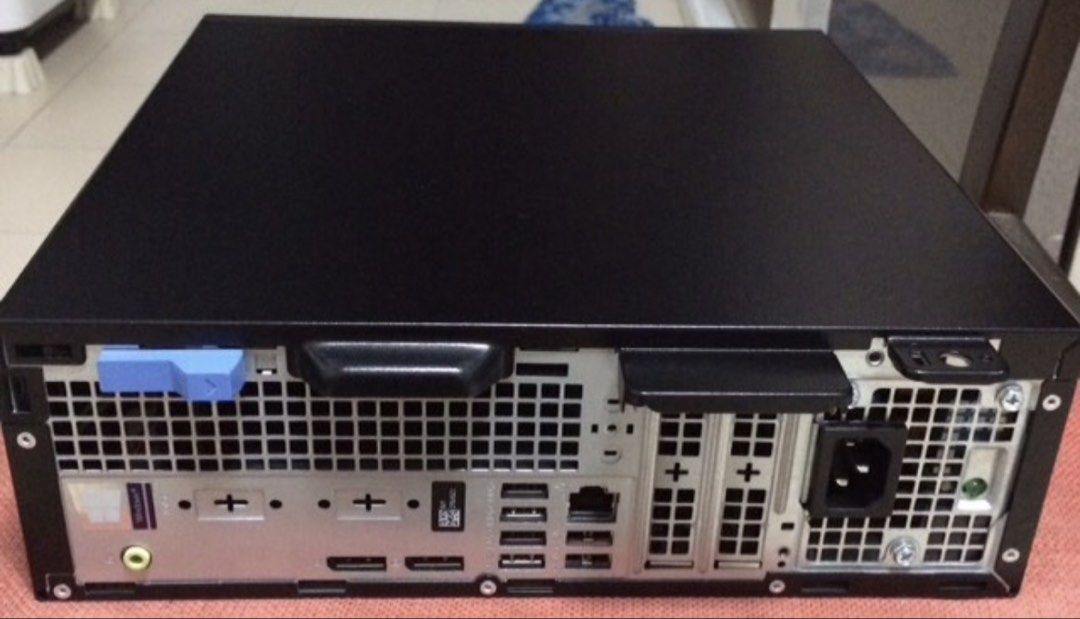 Dell OptiPlex 5070 - Intel Core i5-9500413261345661931521