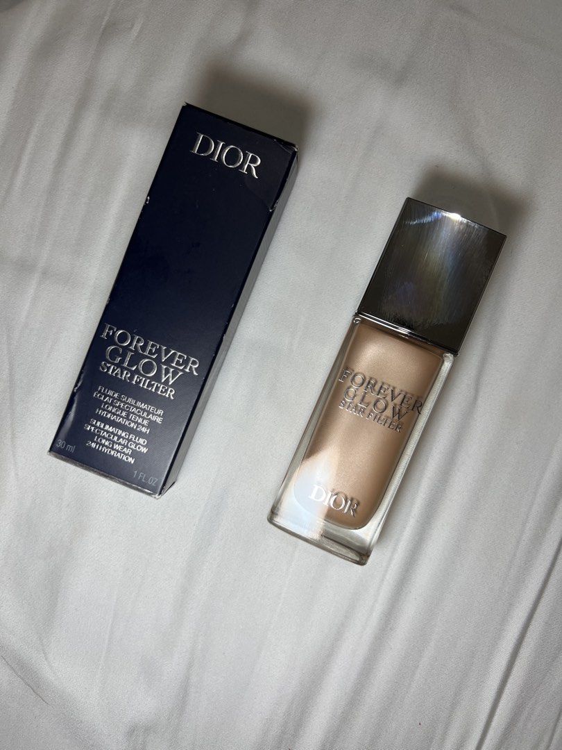 Dior Forever Glow Star Filter in Shade #4 (Category: Makeup) located in Manila. Submitted by prelovedv.20 (Listing ID 1428571682, Image 1). Description: Used once, but this is a bit too tan for me. Perfect for my morena girlies out there! Selling this for PHP 2,500 (negotiable) but market price is PHP 4,500! .
