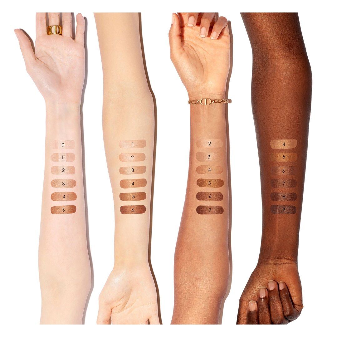 Dior Forever Glow Star Filter in Shade #4 (Category: Makeup) located in Manila. Submitted by prelovedv.20 (Listing ID 1428571682, Image 3). Description: Used once, but this is a bit too tan for me. Perfect for my morena girlies out there! Selling this for PHP 2,500 (negotiable) but market price is PHP 4,500! .