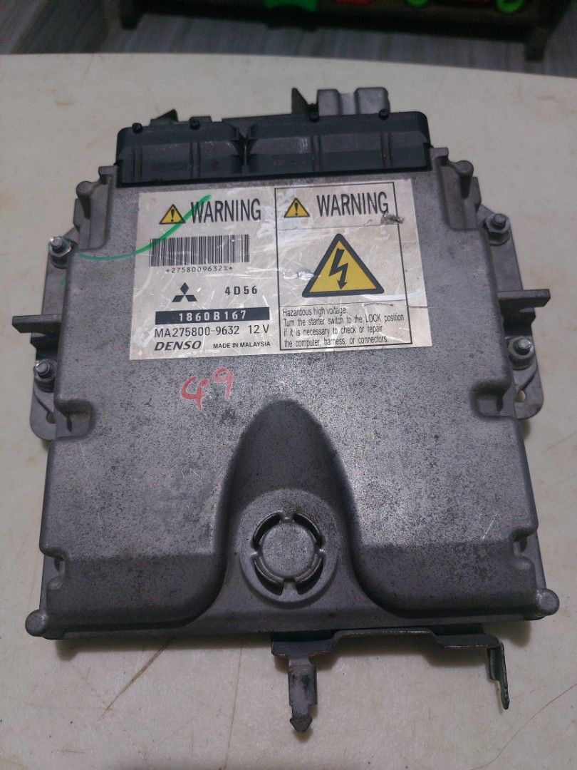 ECU Computer Box for Mitsubishi Montero (Category: Engine and Aircon Parts and Accessories) located in Dagupan City. Submitted by scorpionel (Listing ID 1428431487, Image 1). Description: Used ECU Computer Box for 2008- 2010 Mitsubishi Montero.