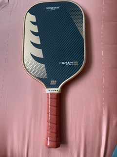 (Category: ) located in . Submitted by racket_sports_enthusiast (Listing ID 1428473622, Image 1). Description: .