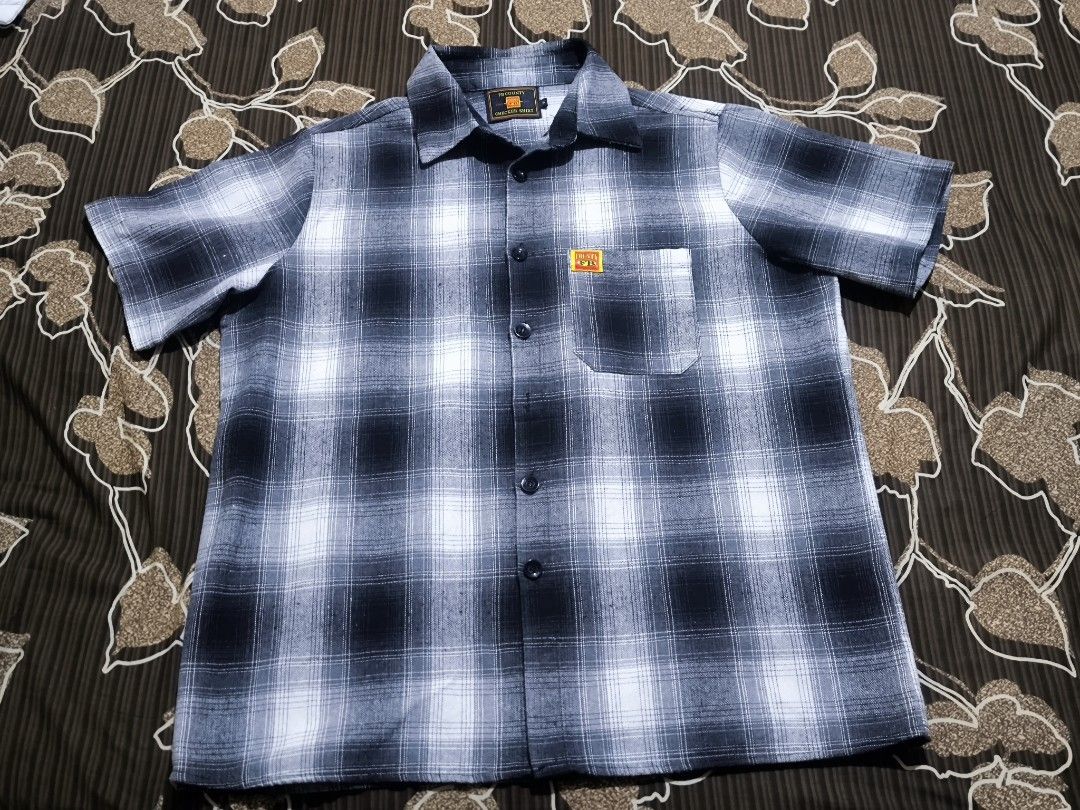 FB county Plaid Short Sleeve Shirt (Category: Tshirts & Polo Shirts ) located in Iloilo. Submitted by adoradorra10394 (Listing ID 1428482106, Image 1). Description: Fb county veterano polo short sleeve size small excellent condition per piece -2k aspack- 3.6k .