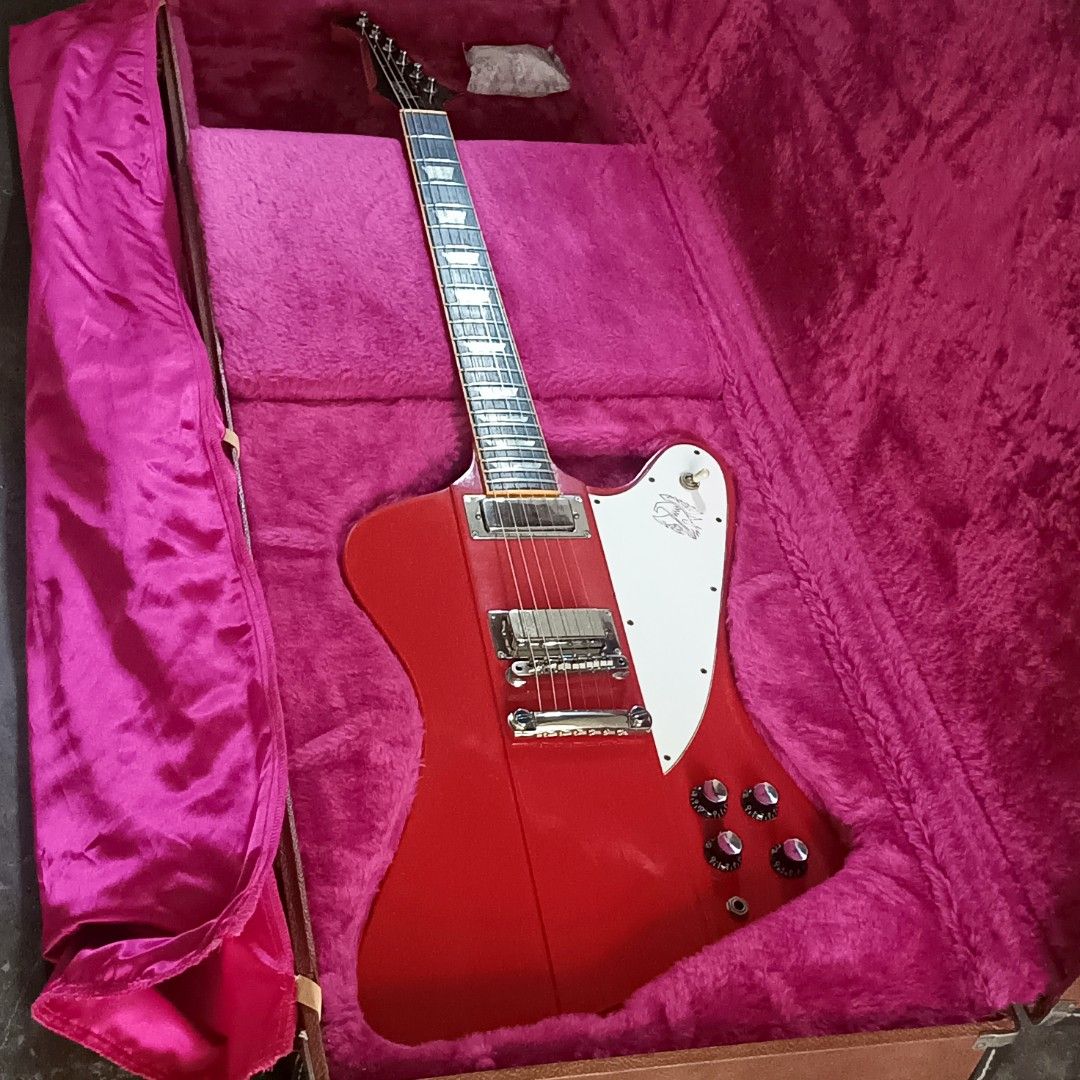 Gibson Firebird Electric Guitar (Category: Musical Instruments) located in Bulacan. Submitted by mykillseijin (Listing ID 1428540722, Image 2). Description: Gibson Firedbird 1990 made in USA hard case included RFS : DECLUTTERING/Bawas Guitar/DOWNGRADE pm for more info.