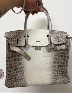 (Category: ) located in . Submitted by loveonbags (Listing ID 1428486172, Image 1). Description: .