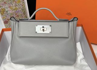 （分類：）位於 。 由 bellize.luxury 提交（商品編號 1428598181，圖片 1）。簡介： 。