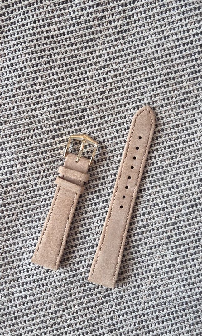 HIRSCH OSIRIS 16mm - Beige Nubuck Leather Watch Strap (QUICK RELEASE) (Category: Women's Watches) located in Quezon City. Submitted by mikeepreloveditems (Listing ID 1428534915, Image 1). Description: Hirsch OSIRIS - 16mm Nubuck Leather - gold hirsch buckle - RARELY USED.