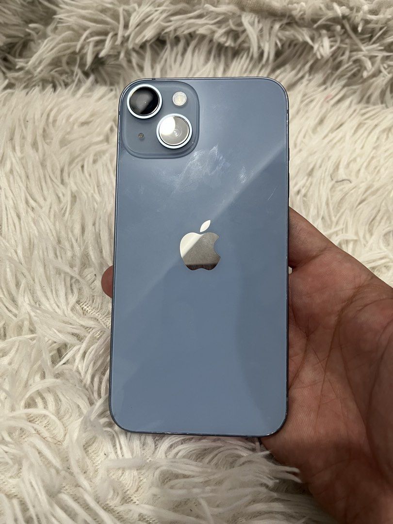 iPhone 14 128gb blue (Category: iPhone 14 Series) located in Manila. Submitted by jakebadenh81959 (Listing ID 1428501328, Image 2). Description: For sale iPhone 14 128 blue 100battery health Makinis Manila area.