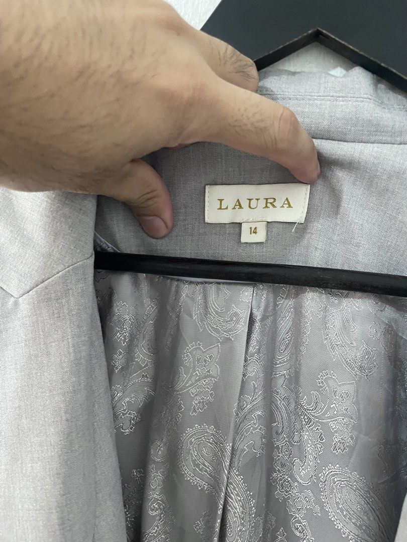 Laura womens large viscose blazer jacket coat suit (Category: Coats, Jackets and Outerwear) located in Quezon City. Submitted by johnofmanila (Listing ID 1428437753, Image 3). Description: Dimes 21wx27L Large fit Viscose material Womens grey blazer Condition Excellent! Item storage code b19.
