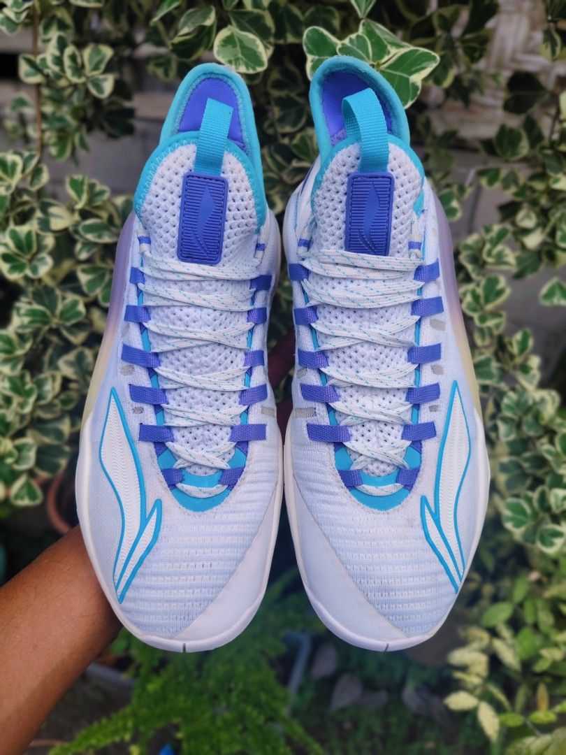 Li-Ning Basketball Shoes (Category: Sneakers) located in General Santos City (Dadiangas). Submitted by sonjie1991 (Listing ID 1428472794, Image 3). Description: excelllent Condition Good as new.