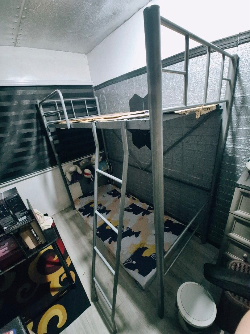 Loaf Bed Frame Metal (Category: Bed Frames & Mattresses) located in Manila. Submitted by hexsu.xi (Listing ID 1428499857, Image 1). Description: Reason for selling: Hindi na ginagamit Pick Up: Around Mambog Bacoor Payment: Cash, G-Cash, or Pay Maya.