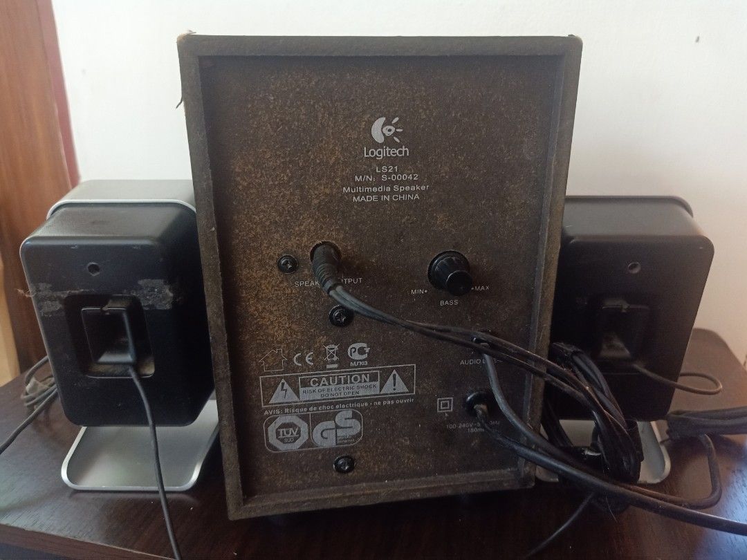 Logitech LS21 Multimedia Speaker System (Category: Soundbars, Speakers & Amplifiers) located in Las Pinas. Submitted by the_recycle_shop (Listing ID 1428500468, Image 2). Description: Good working condition .