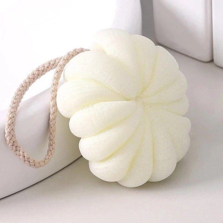 Luffa Body Scrub (Category: Bath) located in Quezon City. Submitted by beautynglamph (Listing ID 1428460064, Image 1). Description: Bath sponge is designed for gentle exfoliation. It features a unique, textured surface and a convenient hanging loop for easy storage. It's perfect for creating a rich lather and leaving your skin feeling refreshed. Available for WholeSale and Retail✨ Available ready to ship‼️ Yes to sameday delivery🛵 Location: Proj