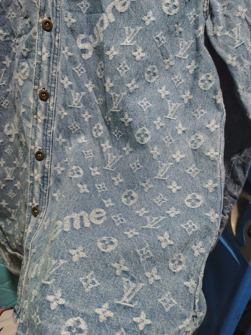 LV x SUPREME MONOGRAM (Category: Luxury Apparel) located in Mabalacat. Submitted by thriftThings (Listing ID 1428523324, Image 3). Description: LV x SUPREME MONOGRAM Size: Fit Medium Missing tags No issue.