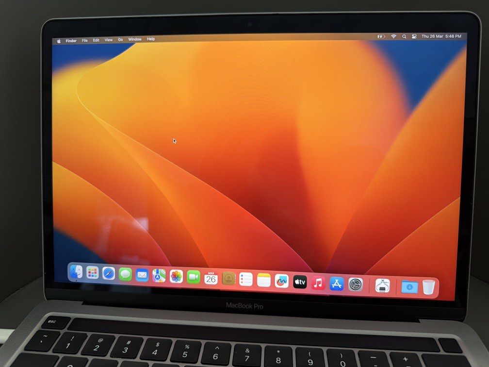 MacBook Pro 13 inch 512 GB412450584391864320