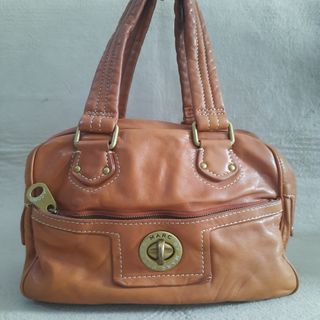 (Kategori: ) berada di . Dikirim oleh lime_light (ID iklan 1428442281, Gambar 1). Deskripsi: .