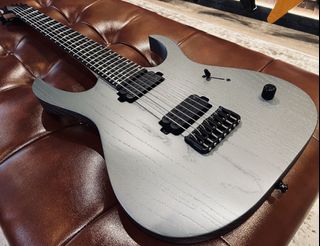 (Category: ) located in . Submitted by 35guitaravenue (Listing ID 1428545894, Image 1). Description: .