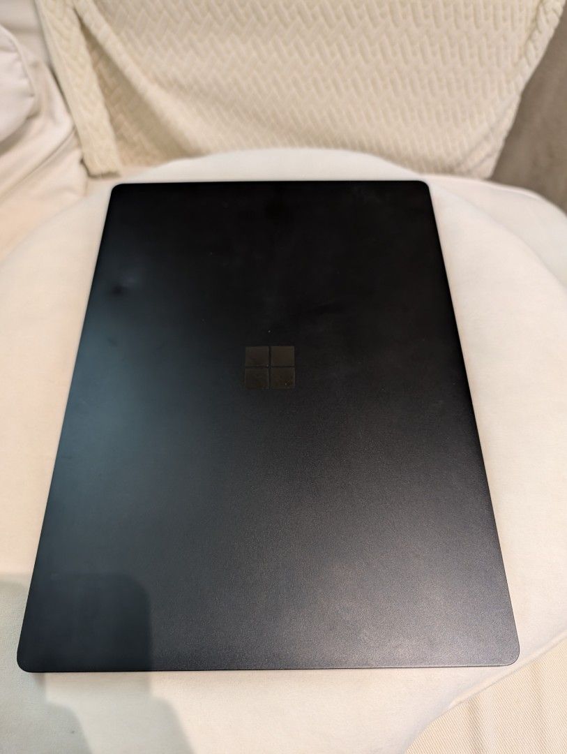Microsoft Surface Laptop 3 - Black412454499166474242