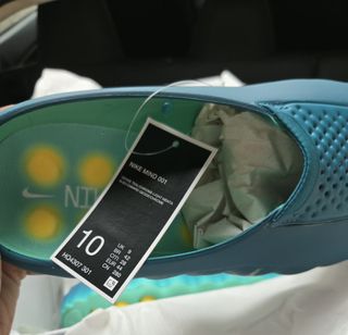 （分類：）位於 。 由 sneakerboxhk 提交（商品編號 1428522571，圖片 1）。簡介： 。