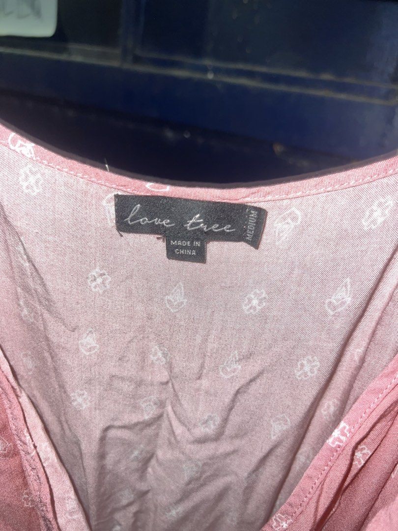 Pink Shoulder shorts long Dress - Medium (Category: Dresses) located in Santa Rosa. Submitted by debbiane26 (Listing ID 1428561923, Image 3). Description: .