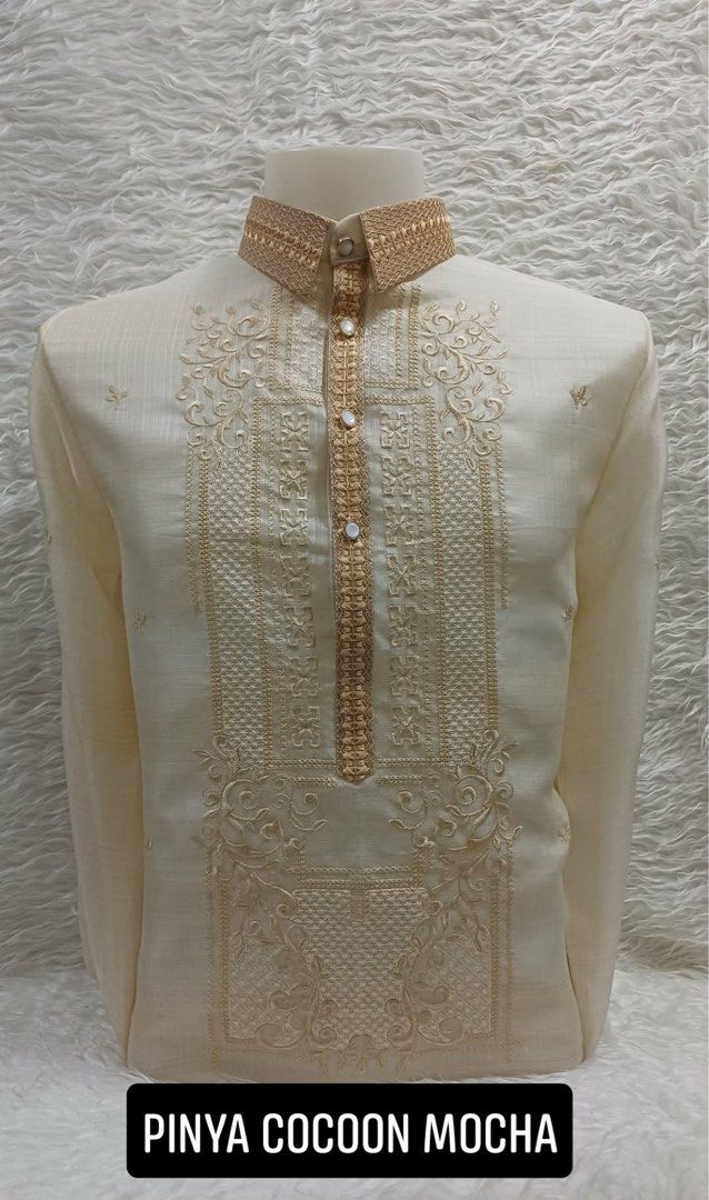 Pinya Cocoon Barong Tagalog (Category: Formal Shirts) located in Tumauini. Submitted by prelovedbyjael (Listing ID 1428466237, Image 1). Description: PM for price and size chart..