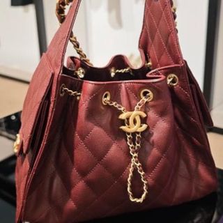 (Category: ) located in . Submitted by vogue_luxury (Listing ID 1249831150, Image 1). Description: .