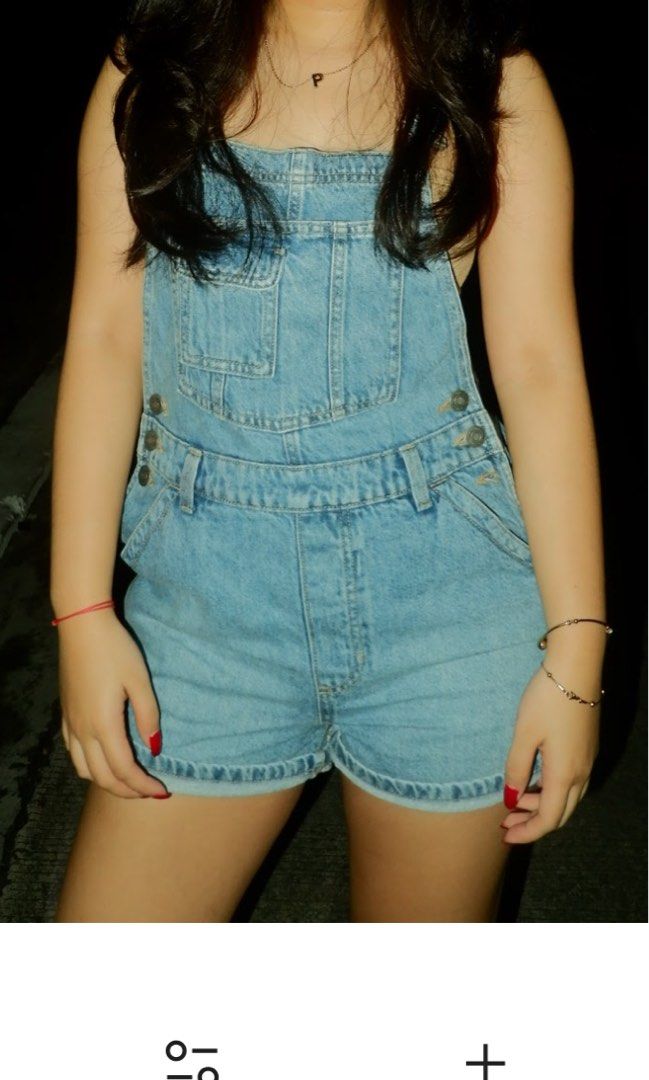 Preloved Cotton On Denim Shorts Overalls (Category: Jumpsuits) located in Quezon City. Submitted by ramnayeon_ (Listing ID 1428469985, Image 2). Description: size: M-L waist: 30 in.