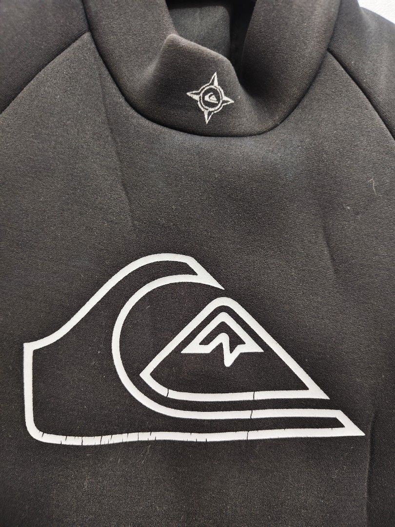 Quiksilver Shorty Wetsuit Kids (Category: Swim Top & Rash Guards) located in Cavite. Submitted by whew12 (Listing ID 1428453362, Image 3). Description: 🔥 Brand/Item: Quiksilver Shorty Wetsuit Kids Size 12 📏 Size: 12 💰 Price: ₱1000 🚚 Shipping: J&T or Lalamove (Shipping fee shouldered by buyer) 📸 Swipe for more photos and details ⚠️ Color may vary slightly due to lighting 💌 DM for inquiries .
