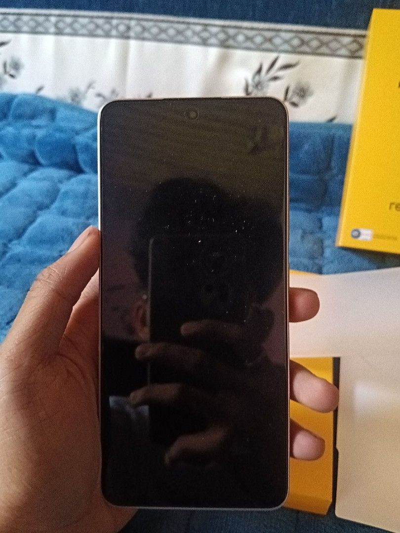 Realme 13+ 5G (Category: Realme) located in Rodriguez. Submitted by ethan_james (Listing ID 1428605932, Image 3). Description: - Realme 13+ 5G - Victory Gold color - Brand new, open box condition - 12/256GB ROM - Complete package included - Meetup, COD, and LBC options available.