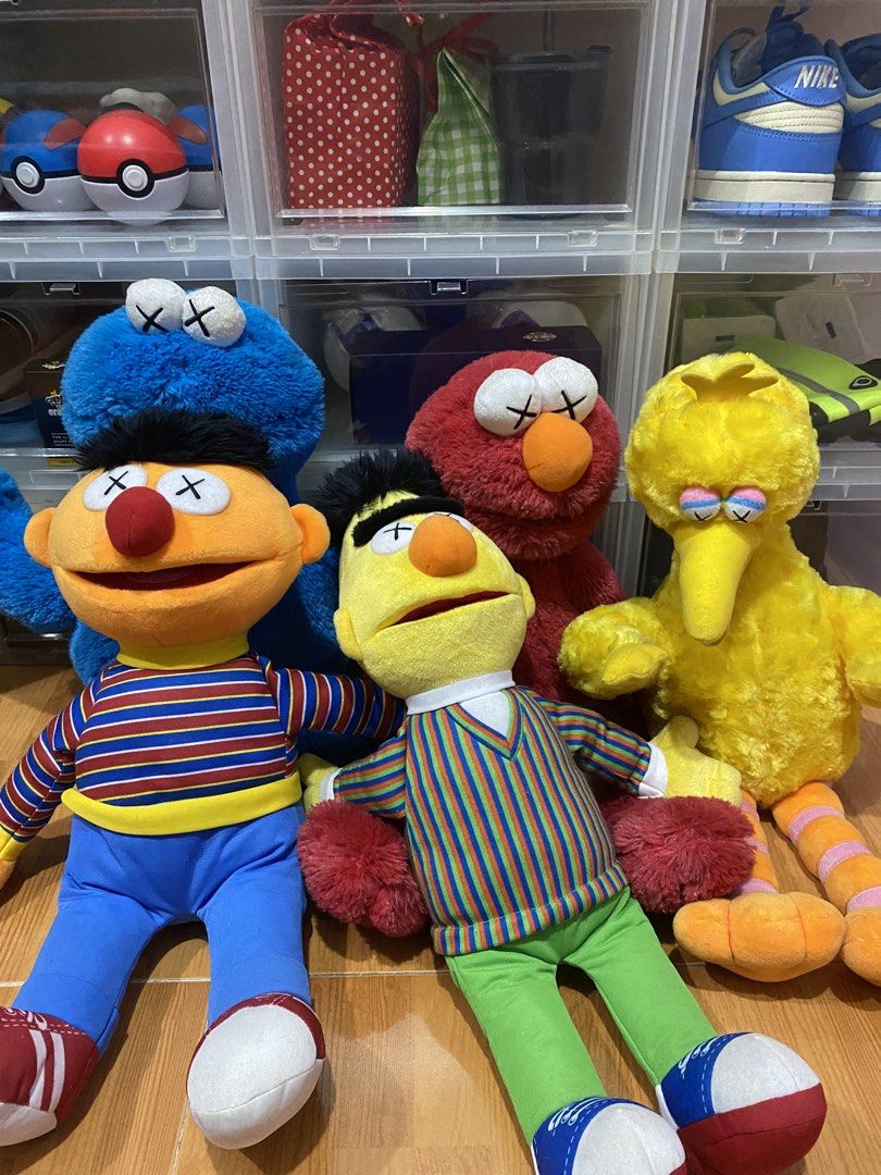 Sesame Street x Kaws (Category: Plushies & Soft Toys) located in Manila. Submitted by fullcount.ph (Listing ID 1428556592, Image 1). Description: Sesame Street x Kaws Complete with tag Display only Condition: 9/10 Some of them have dirt and dust and spots due to display Meetup: Nuvali.