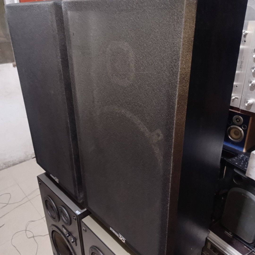 Sharp Floor Standing Speaker like new (Category: Soundbars, Speakers & Amplifiers) located in Bulacan. Submitted by rhodgz (Listing ID 1428433891, Image 3). Description: Sharp 2way Floor Standing Speaker 50w 8ohms 12inch woofer super kinis for only P4,500, nego pa pick up at Meycauayan, Bulacan or deliver via lalamove, drop&go, ap cargo or lbc/flash/j&t.
