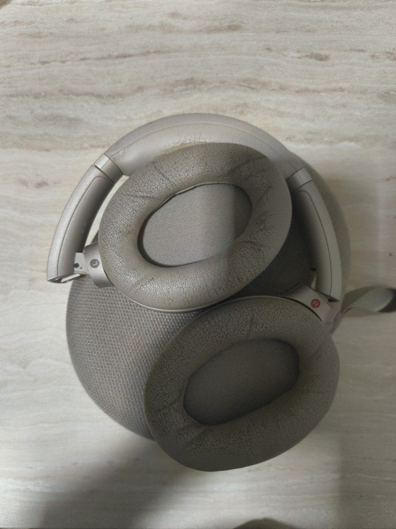 Sony WH-1000XM3  Wireless Noise Cancelling Headphones410436117274961921