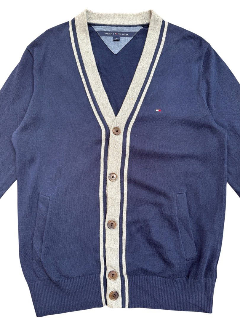 Tommy Hilfiger Cardigan (Category: Coats, Jackets and Outerwear) located in Kabankalan. Submitted by secondhandgems2 (Listing ID 1428459171, Image 2). Description: Size small on tag (20w 27L) Excellent condition No flaws.