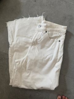 (Category: ) located in . Submitted by joy08.preloved (Listing ID 1428473996, Image 1). Description: .