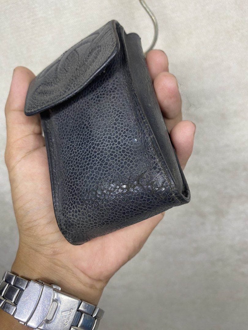 Vintage Chanel Caviar Leather Cigarette Case (Category: Luxury Bags & Wallets) located in Valenzuela. Submitted by rektasource.ph (Listing ID 1428579383, Image 3). Description: Vintage Chanel Caviar Leather Cigarette Case Authentic Has crack on leather Good Vintage condition Fade sticker but still intact .