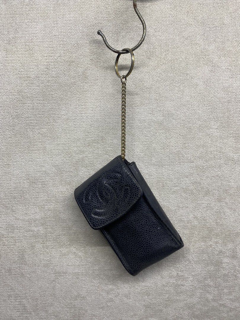 Vintage Chanel Caviar Leather Cigarette Case (Category: Luxury Bags & Wallets) located in Valenzuela. Submitted by rektasource.ph (Listing ID 1428579383, Image 1). Description: Vintage Chanel Caviar Leather Cigarette Case Authentic Has crack on leather Good Vintage condition Fade sticker but still intact .