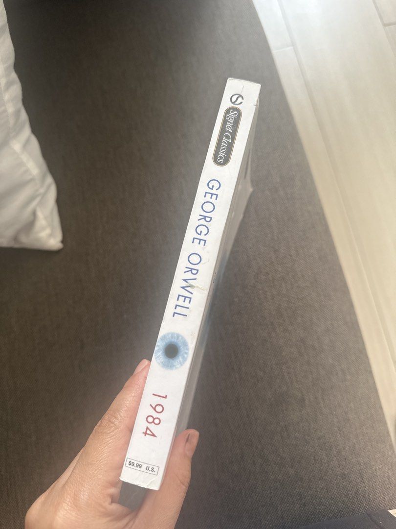 1984 by George Orwell (Category: Storybooks) located in Quezon City. Submitted by sammylicious (Listing ID 1428644241, Image 3). Description: .