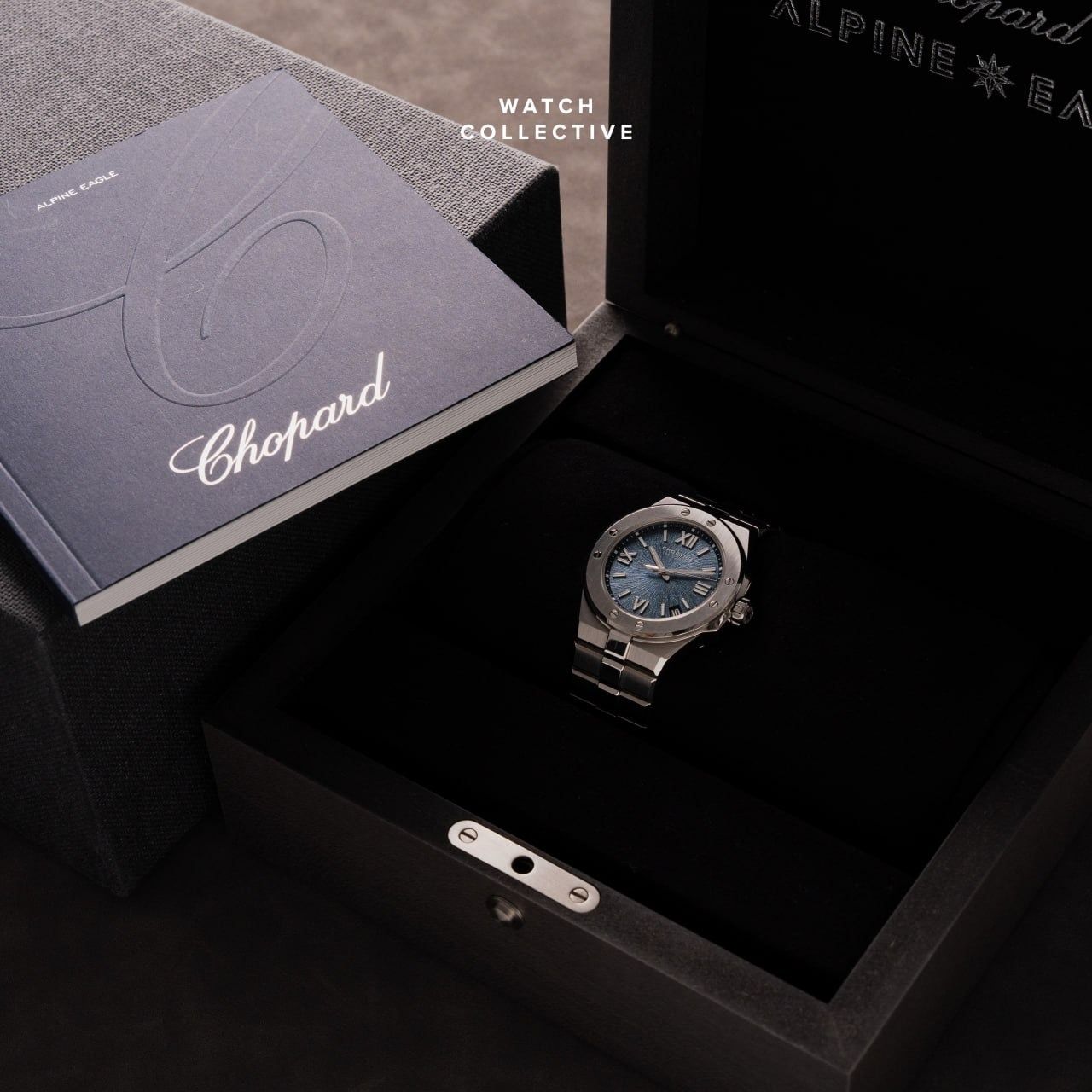 📦2021 COMPLETE SET📜 Chopard Alpine Eagle Blue Roman Dial Stainless Steel 41mm Automatic 298600-3001 (Category: Watches) located in Singapore. Submitted by watchcollective (Listing ID 1428643673, Image 1). Description: Chopard Alpine Eagle Blue Roman Dial Stainless Steel 41mm Automatic Reference Number: 298600-3001 Condition: Lightly Used Comes with: Complete Set Size: 41mm Case Material: Stainless Steel Strap Material: Stainless Steel Dated: Ju