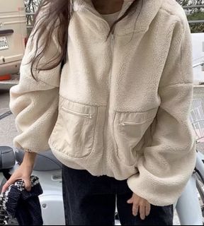 由 allia815 (刊登 ID 1428724684，圖片 1) 提交，位於 的 (類別：)，說明：。