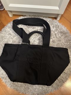 （分類：）位於 。 由 bag_guys 提交（商品編號 1428617507，圖片 1）。簡介： 。