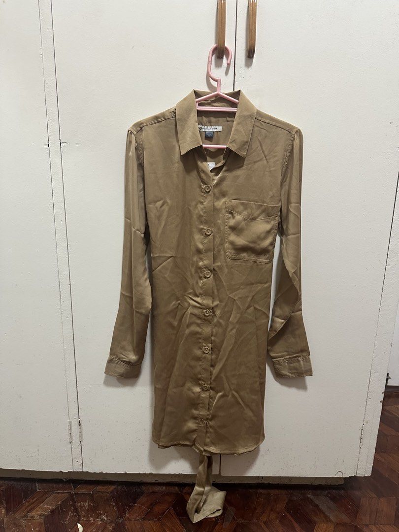American Eagle Satin Dress XS (Category: Dresses) located in Manila. Submitted by gooddayshopper (Listing ID 1428743625, Image 1). Description: .