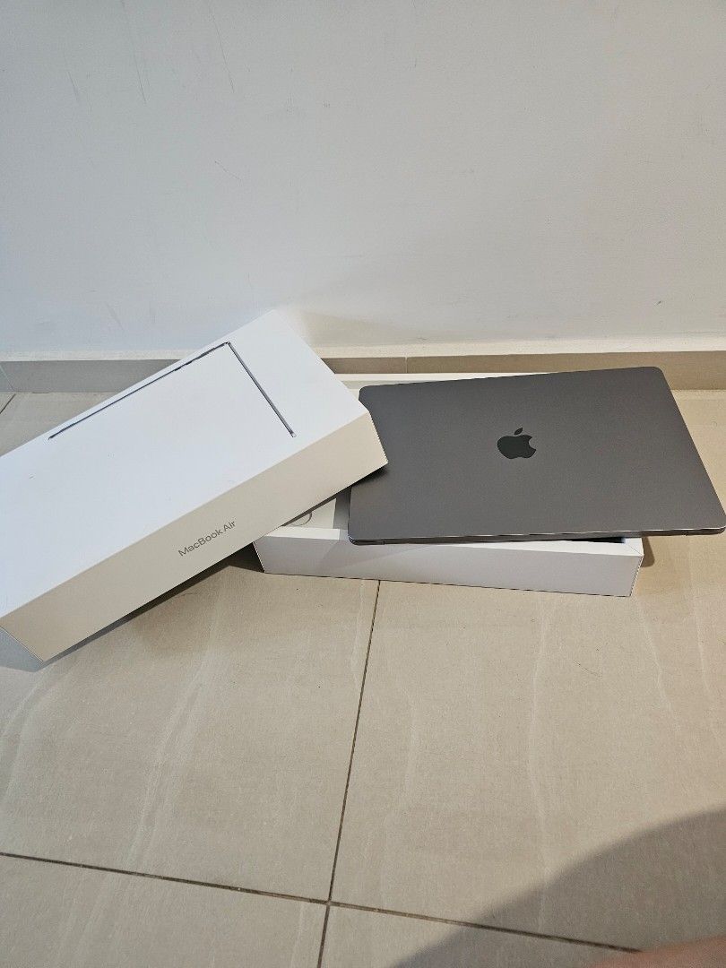 Apple MacBook Air 15-inch412362044290508802