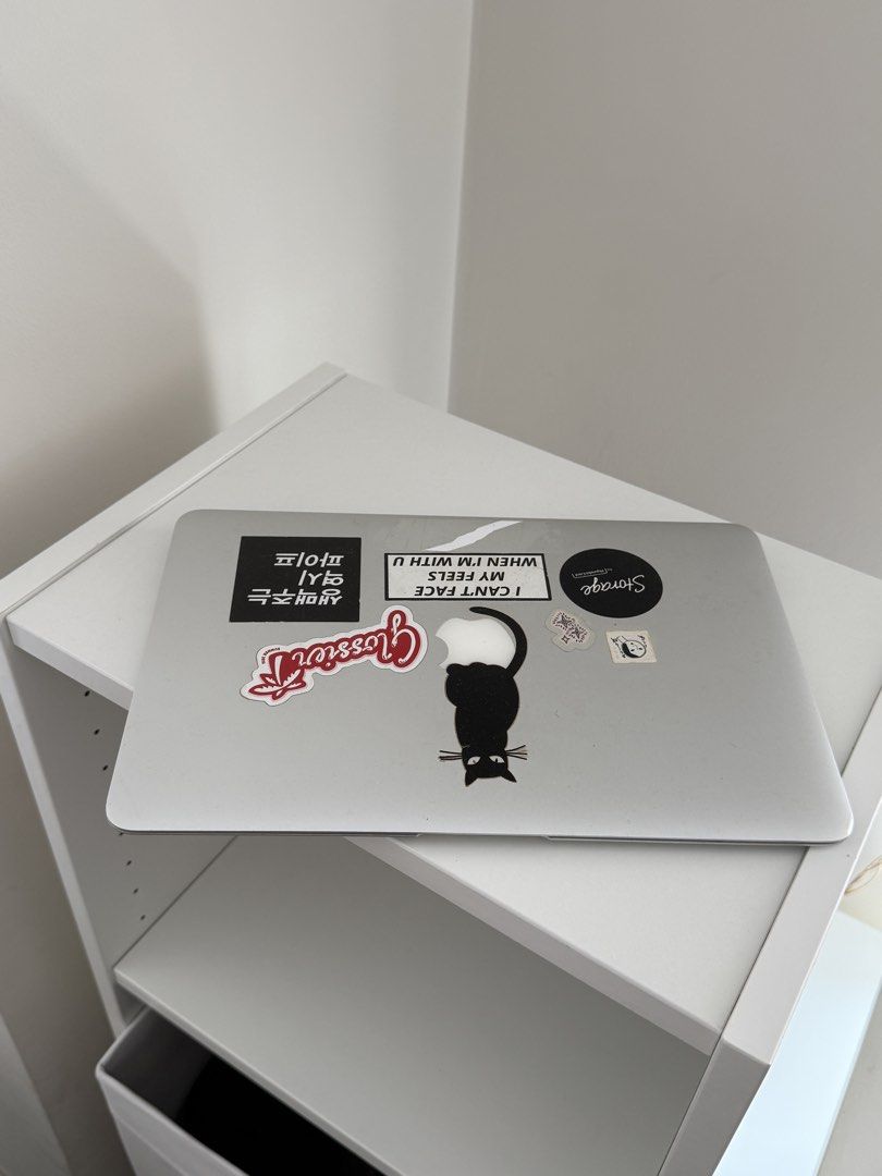 Apple MacBook Air412407858852024321