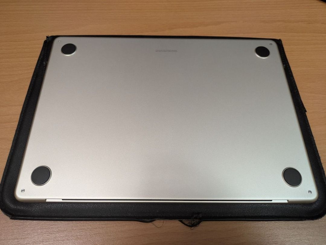 Macbook Air M2 13inch412407854835312642