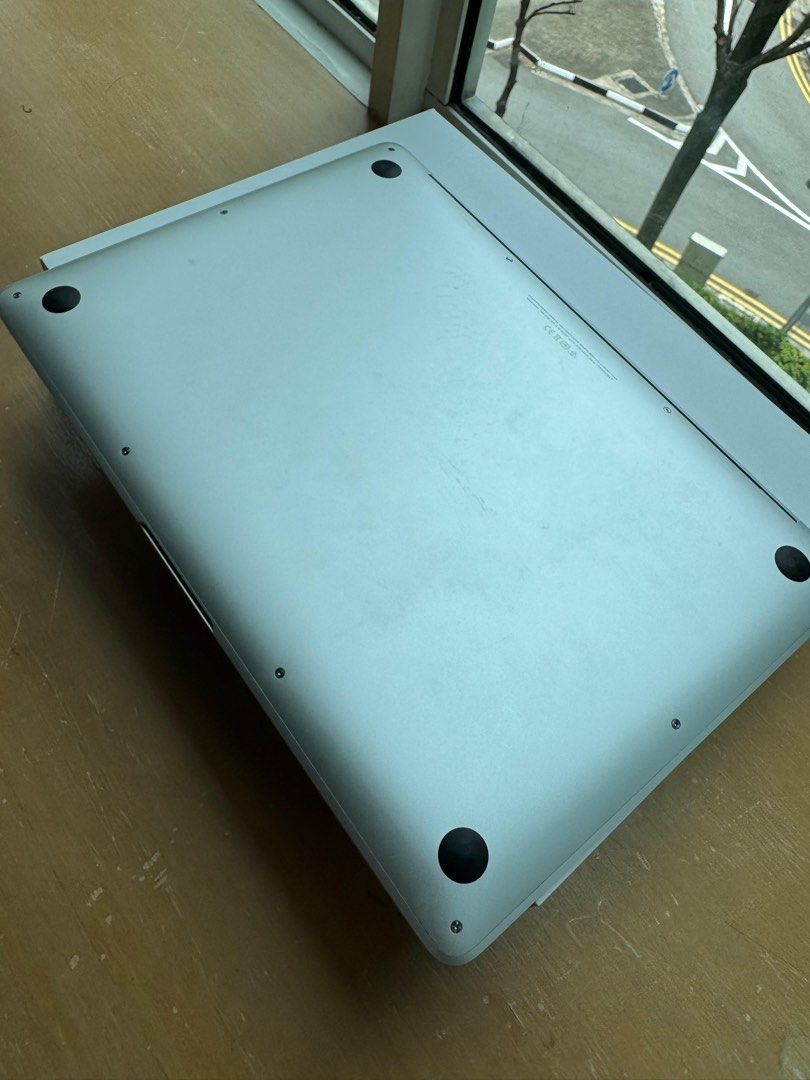 Apple MacBook Air M1 2020 - 8GB RAM412408643732131841