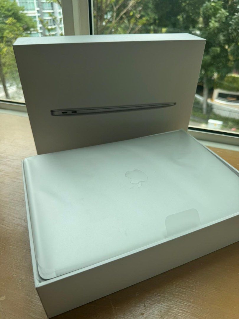 Apple MacBook Air M1 2020 - 8GB RAM412408643732131847
