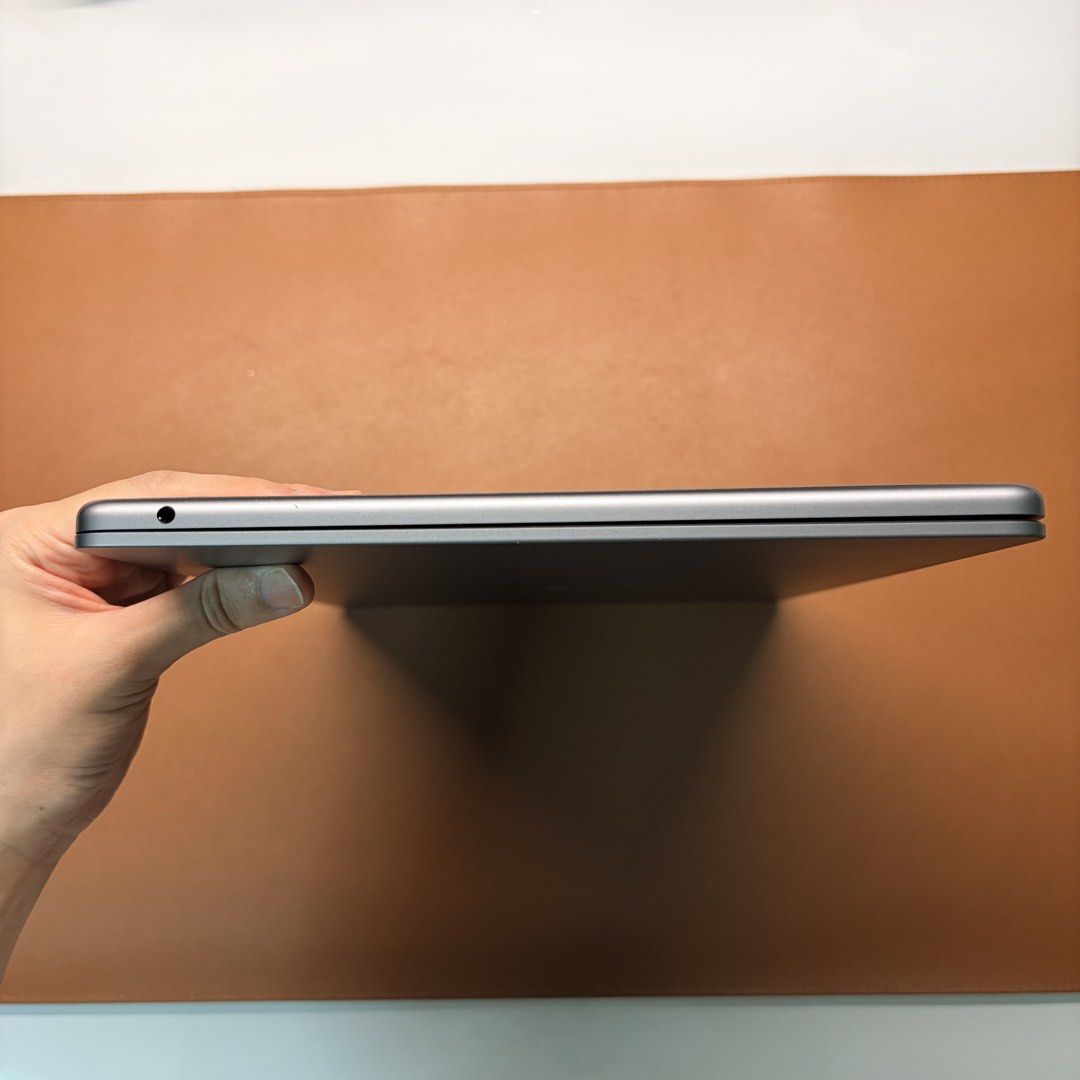 Apple MacBook Air M2 (2022)412357320518543368