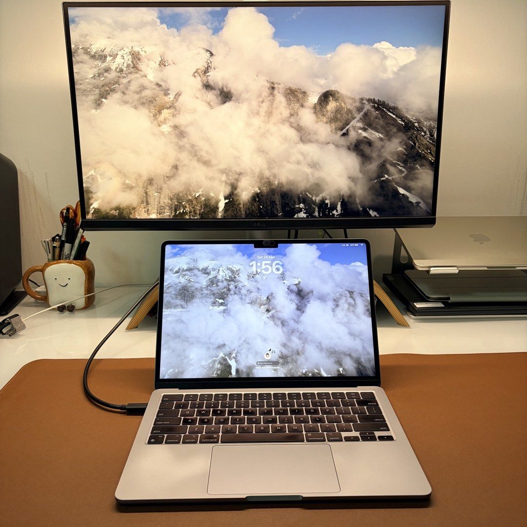 Apple MacBook Air M2 (2022)412357320518543364